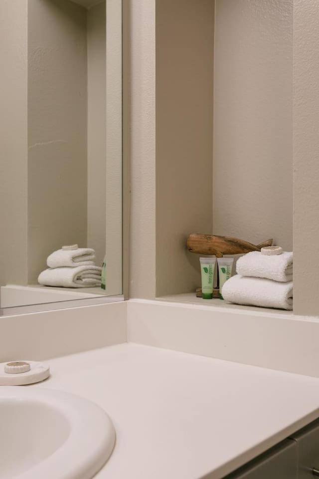 Abode Angeles - Marina Del Rey Venice Apartahotel *